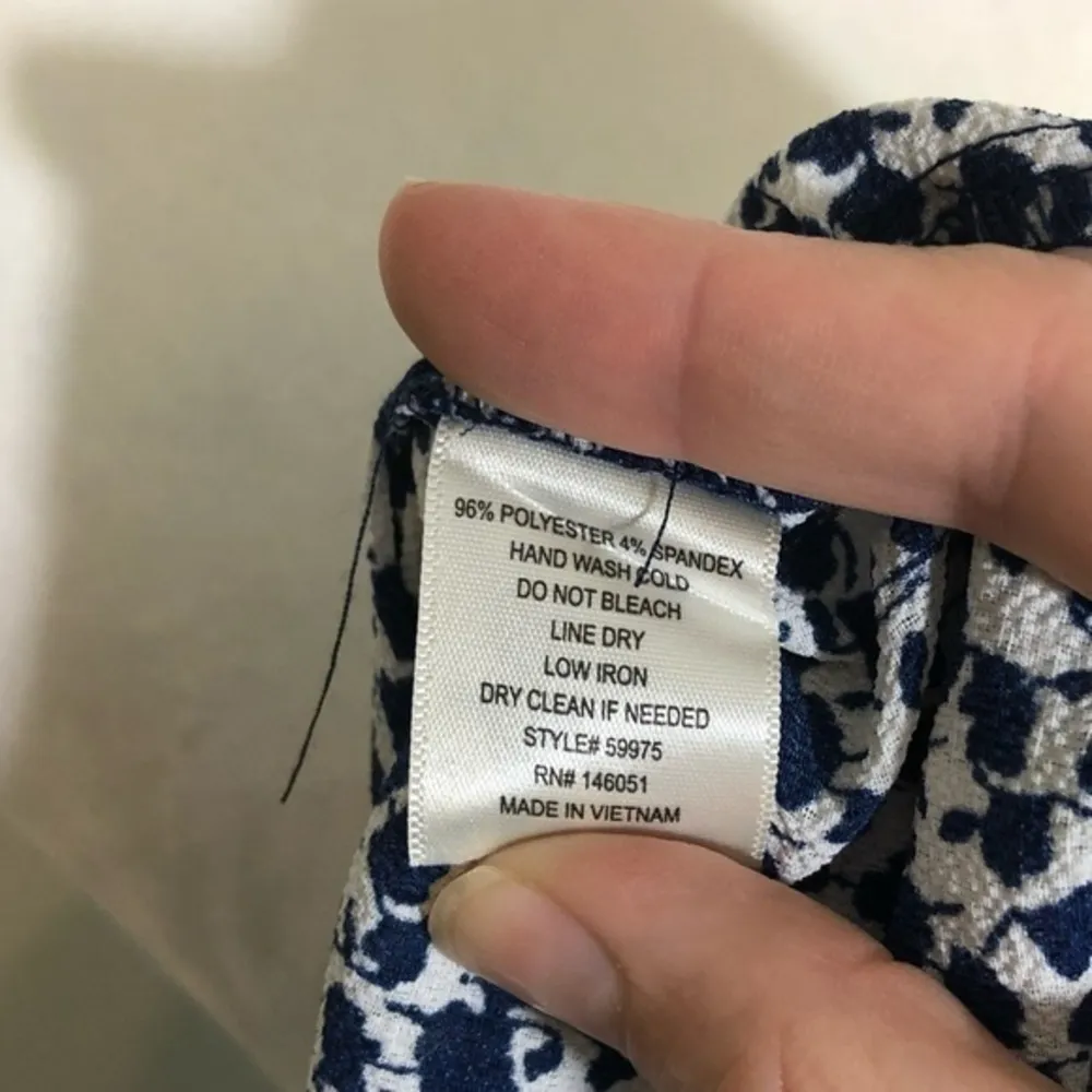 NWOT  Navy Blue White Floral Shirt Dress New Button Belted Flutter Sleeve - Image 9