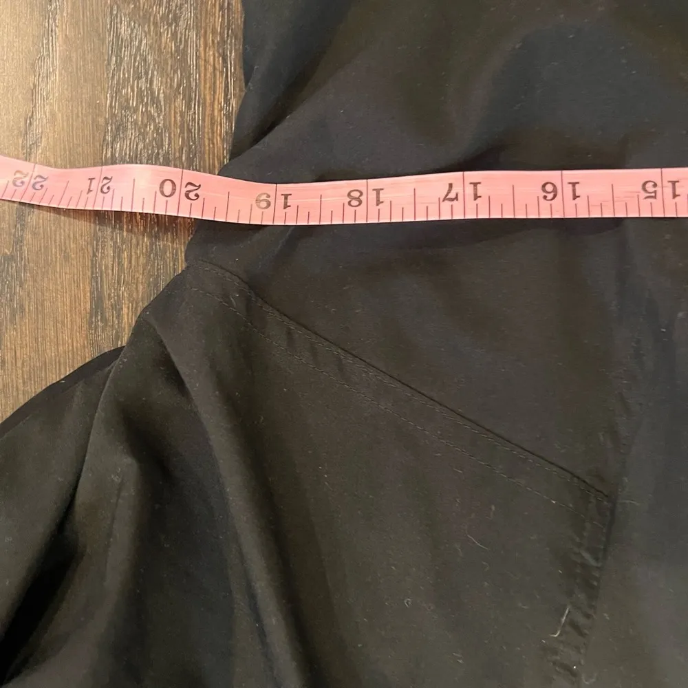 Koret 80s Style Black Windbreaker Style Jacket Modern and Versatile - Image 7