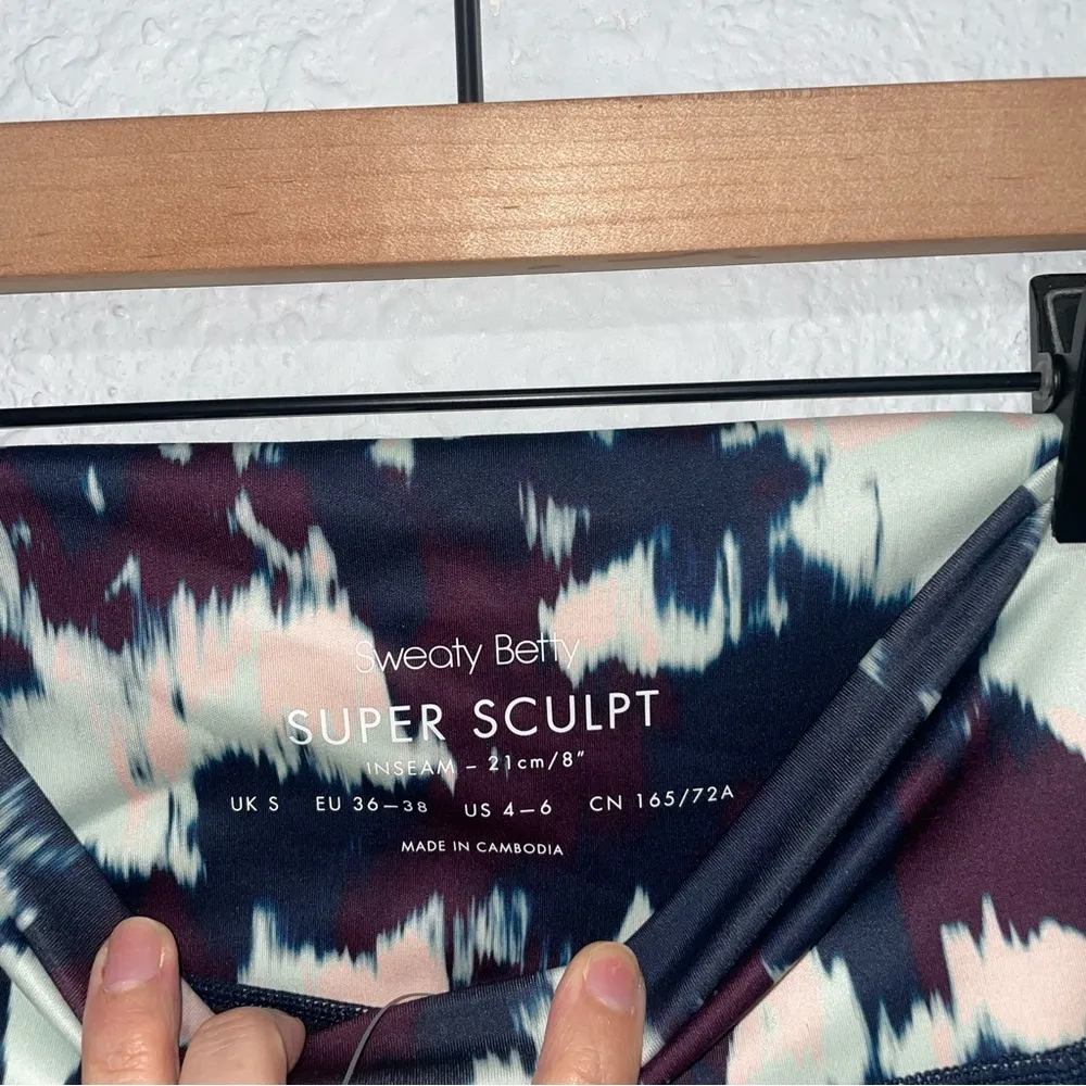 Sweaty Betty Super Sculpt Sustainable 8" Biker Shorts NWT Small - Image 5