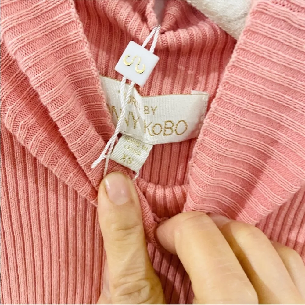 Torn by Ronny Kobo pink feather sleeve mock neck sweater NWT - Image 9