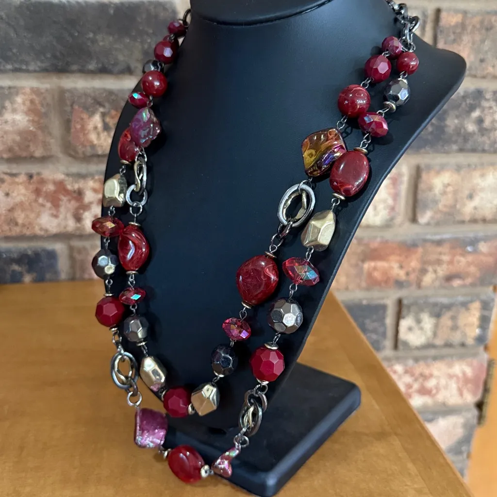 Ruby Rd Maroon Fuchsia & gold tone beaded & abalone double strand necklace Red - Image 2