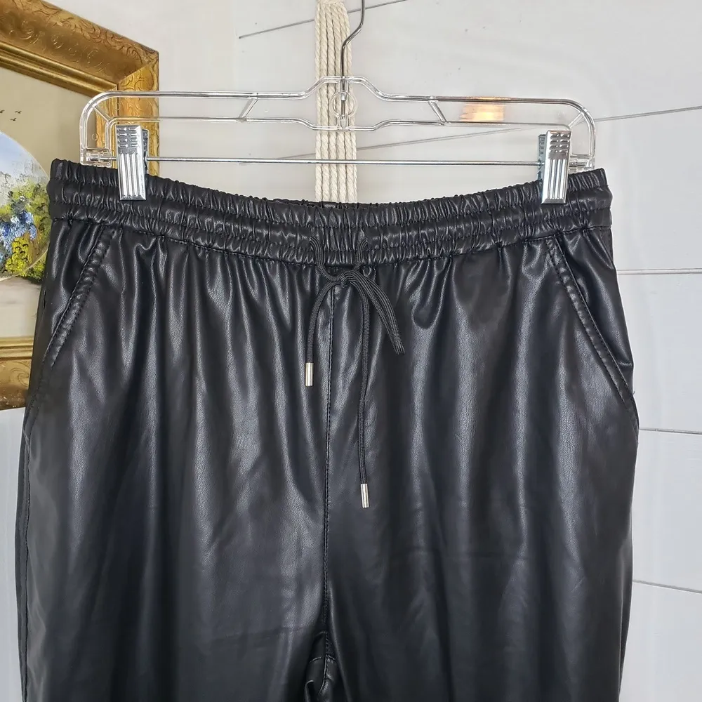 Blanknyc NWT Black Faux Vegan Leather High Rise Drawstring Jogger Pockets Sz 30 - Image 3