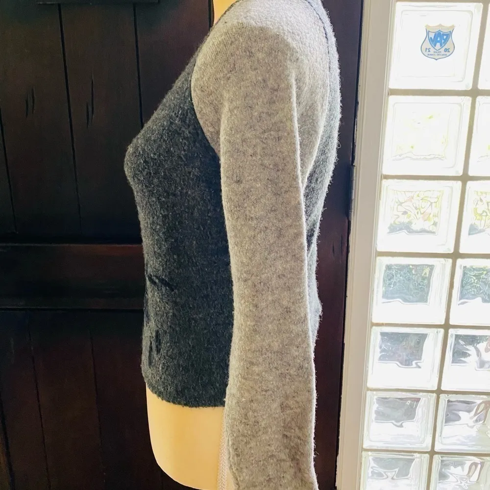 Cousin Johnny grey wool sweater with black beading and embroidery. Size S. EUC. Gray - Image 7