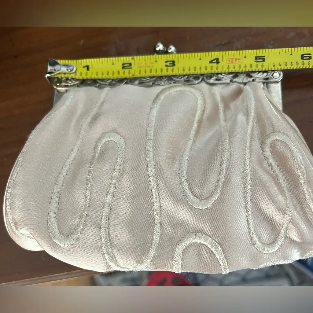 Clutch Moni Couture mini bag Cream with gun metal hardware crystal accents NYE Silver - Image 7