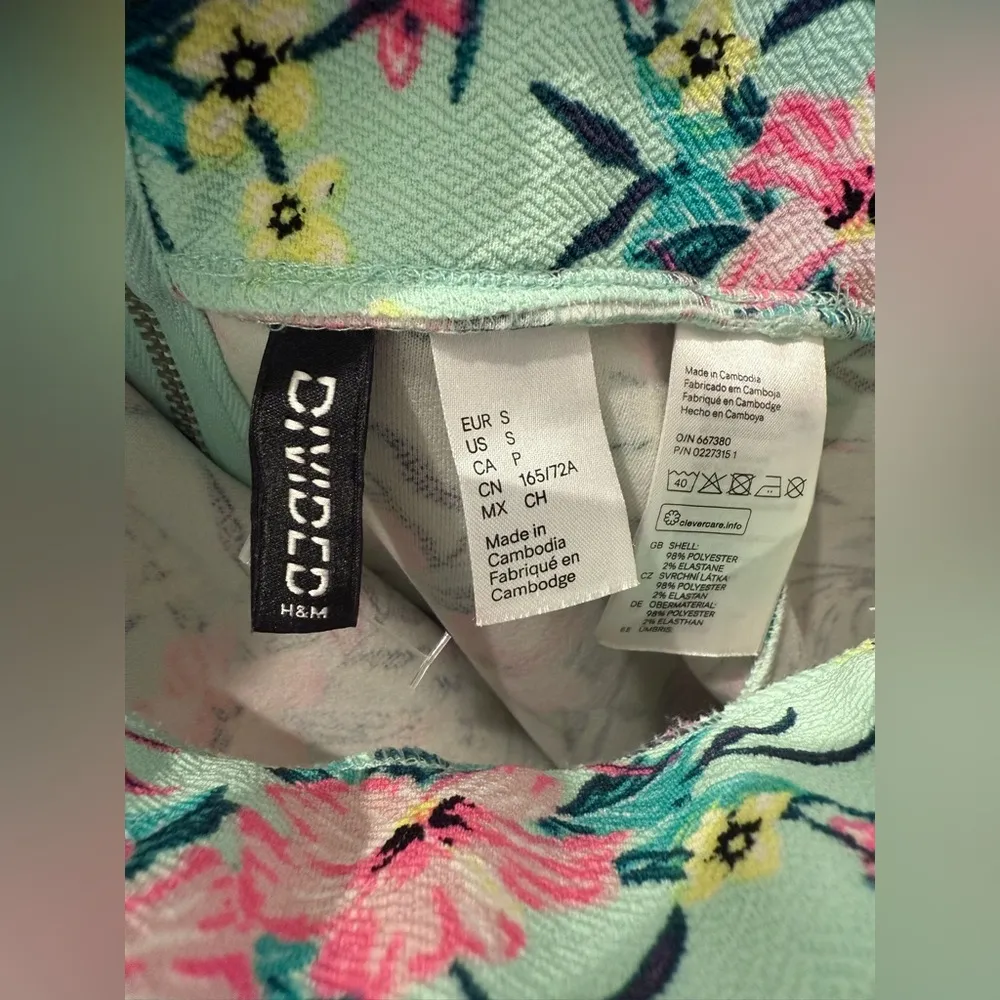 DIVIDED H&M Mint Green Floral Skater Skirt - Image 5