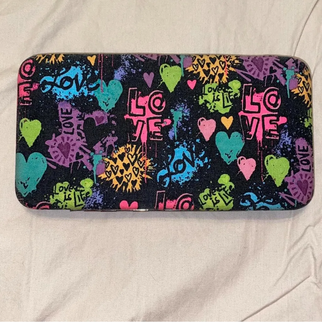 Y2K Claire’s Paint Splatter Wallet Black - Image 2