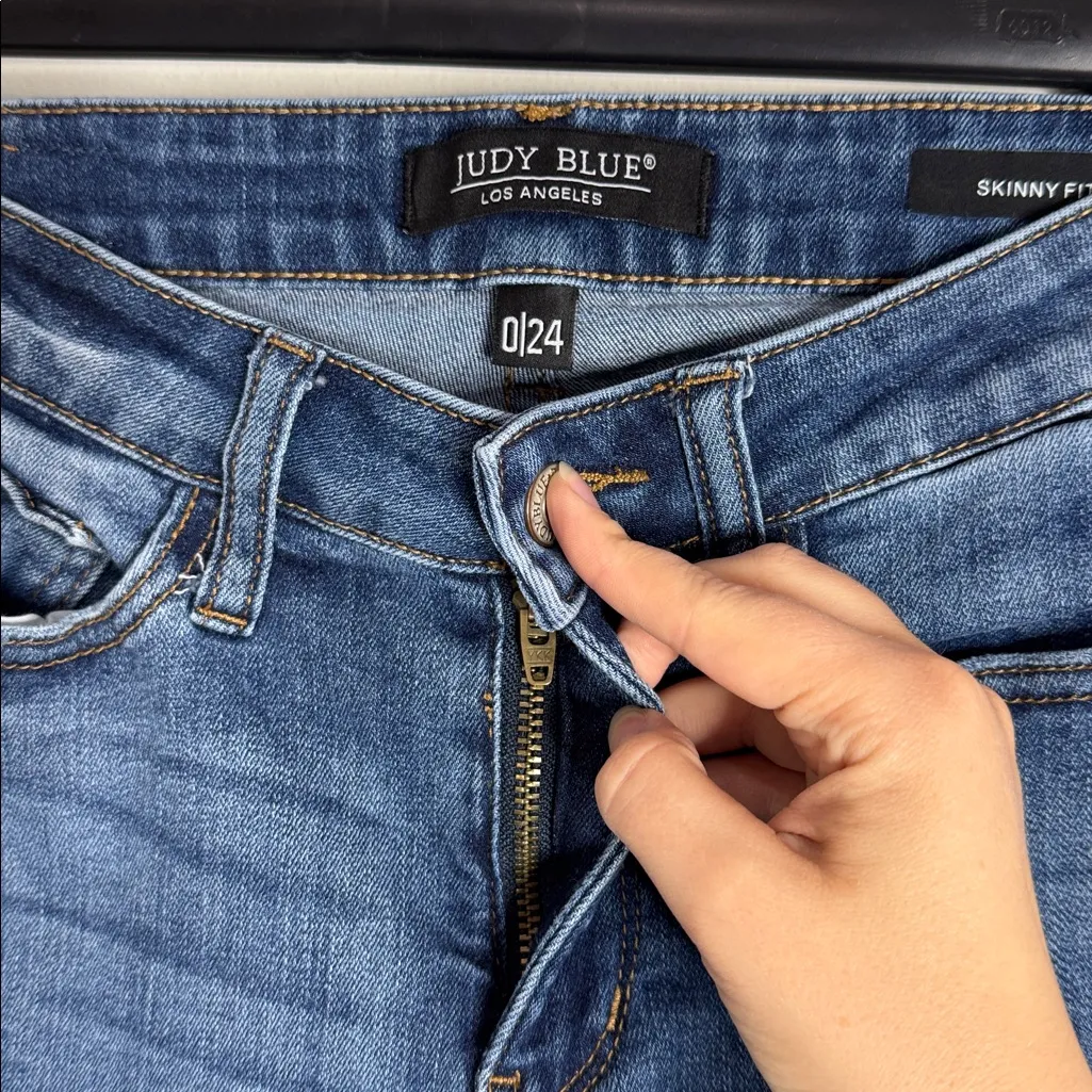 Judy Blue Distressed Buffalo Plaid Patch Blue Skinny Fit Jeans 0/24 - Image 6