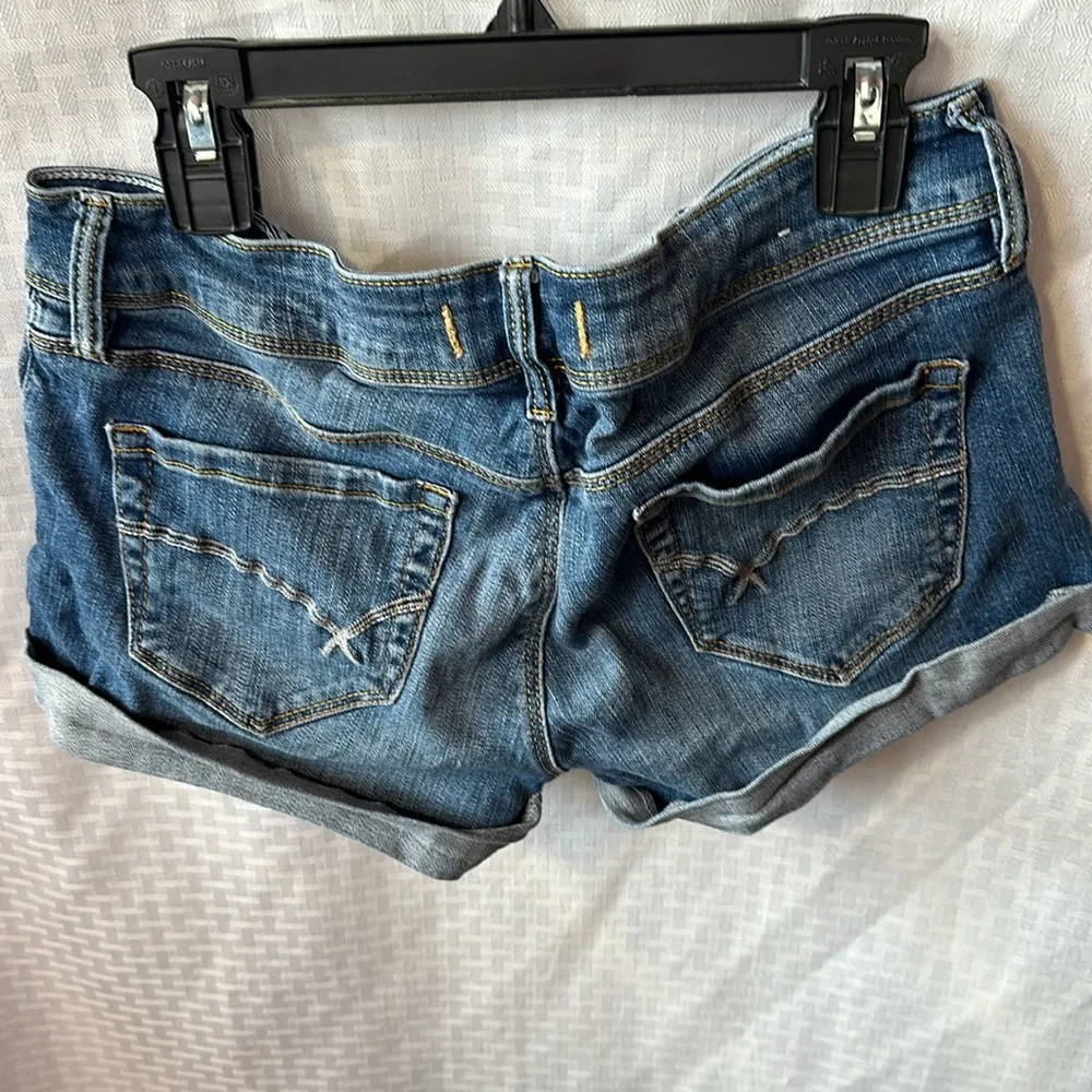 Bullhead Denim Co jean shorts - Image 2
