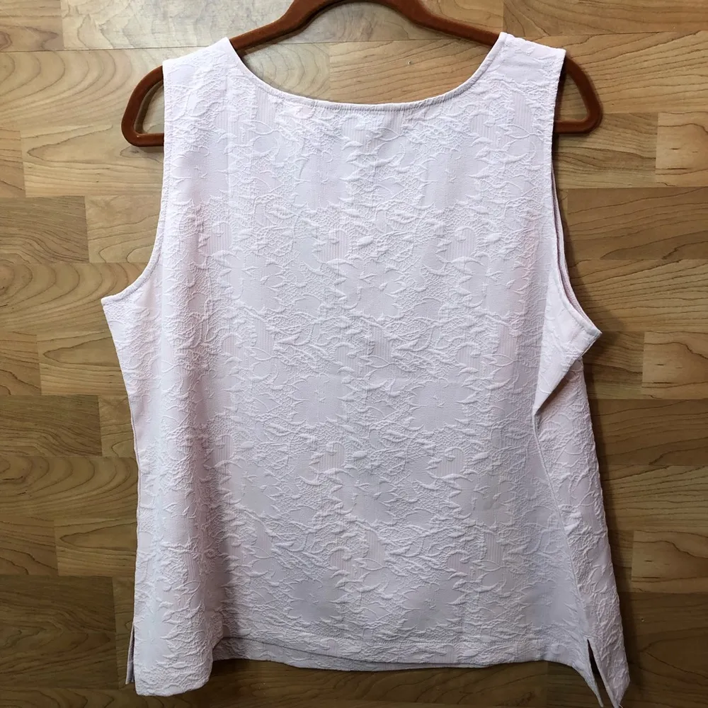 Drapers & Damon’s Size XL Sleeveless Pale Pink Raised Floral style mater… - Image 8