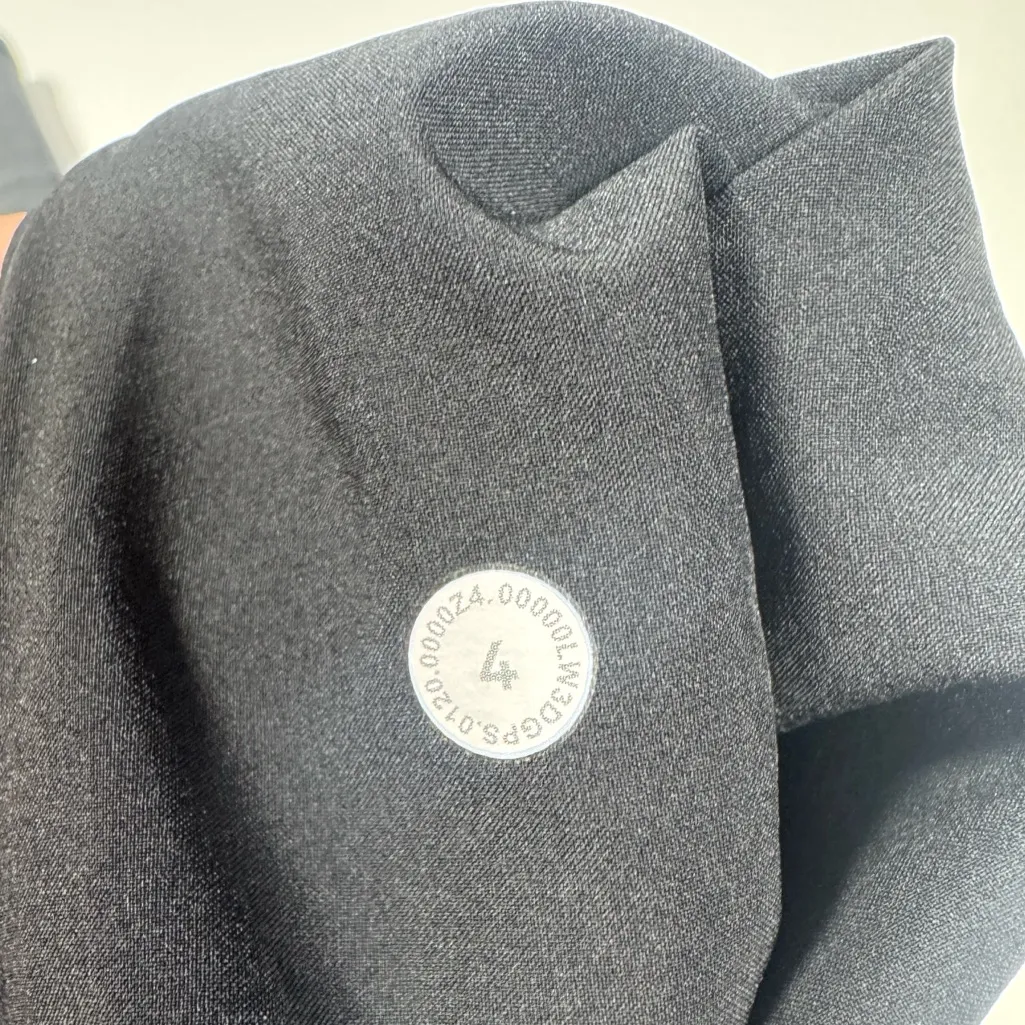 LULULEMON Gray Long Sleeve Tunic Top 🩶🏃‍♀️ - Image 9