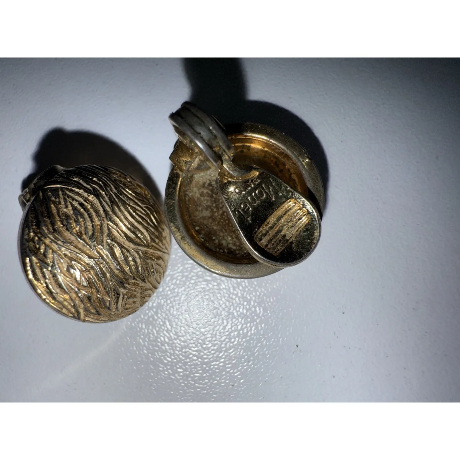 Vintage Monet Signed Textured Gold Tone Domed Clip‎ On Earrings Zebra Brushed - Image 3