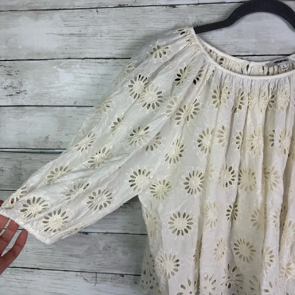 Madewell Embroidered Shirred Puff-Sleeve Top Floral Eyelet Size  Xtra Small - Image 6