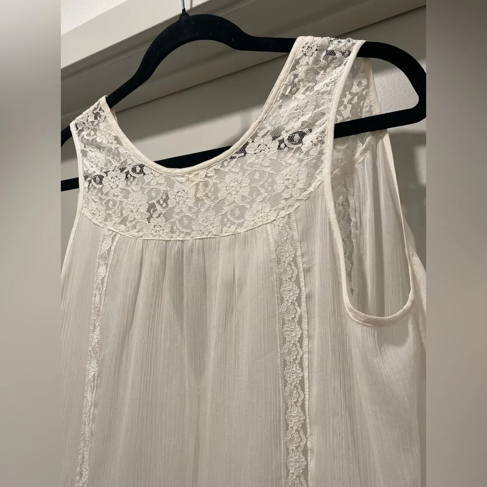 VTG 90s  White Lace & Sheer Button-Up V-Neck Tank Top - M - Image 12