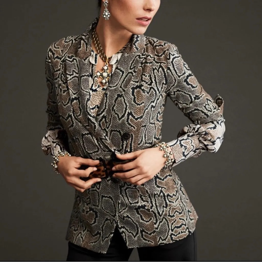CAbi Python Double Breasted Snake Print Notched Lapel Collar Blazer 3733 Size 10 - Image 14