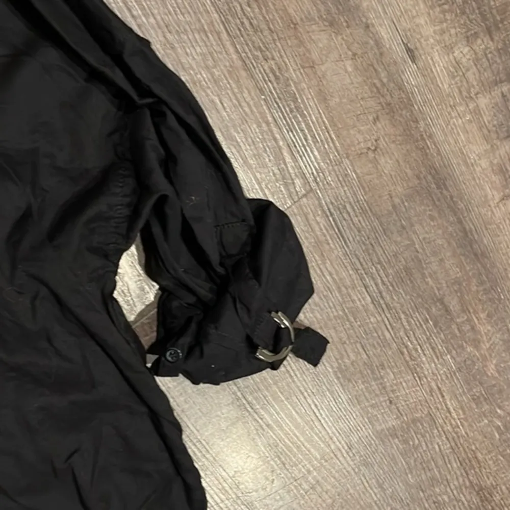 Mikoh button down black shirt with a convertible sleeve - Image 3
