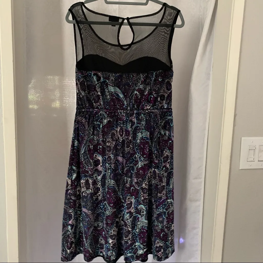 TORRID VELVET  DRESS WITH MESH YOKE  Sz:0/US 12 - Image 3