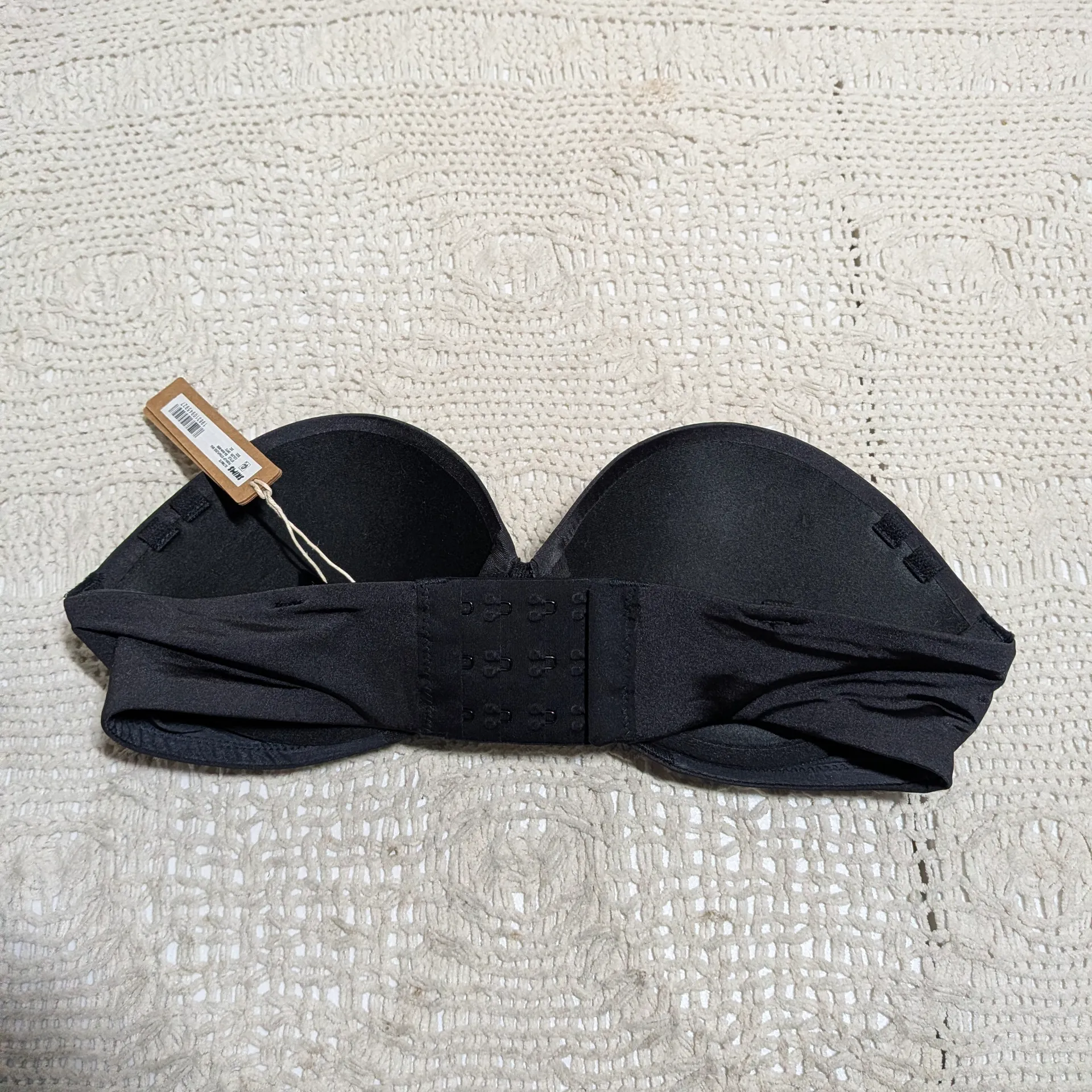 SKIMS Ultimate Strapless Push Up Bra Size 32 C - Image 3