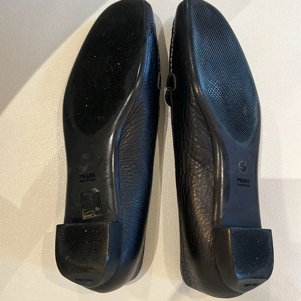 Prada Black Leather Loafers with Metallic Accent - Image 7