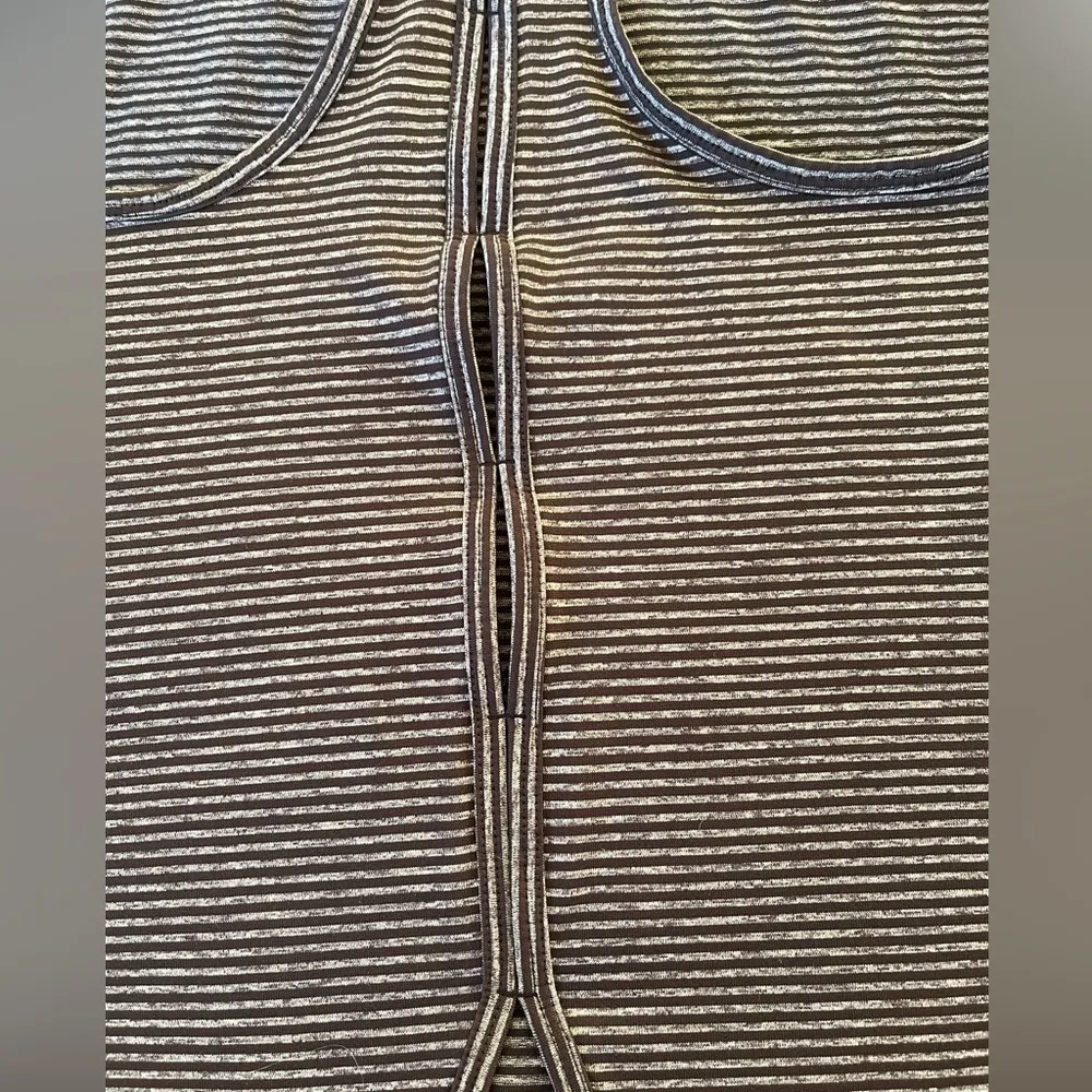 Spaulding Work Out Tank in Black/Gray - Image 3