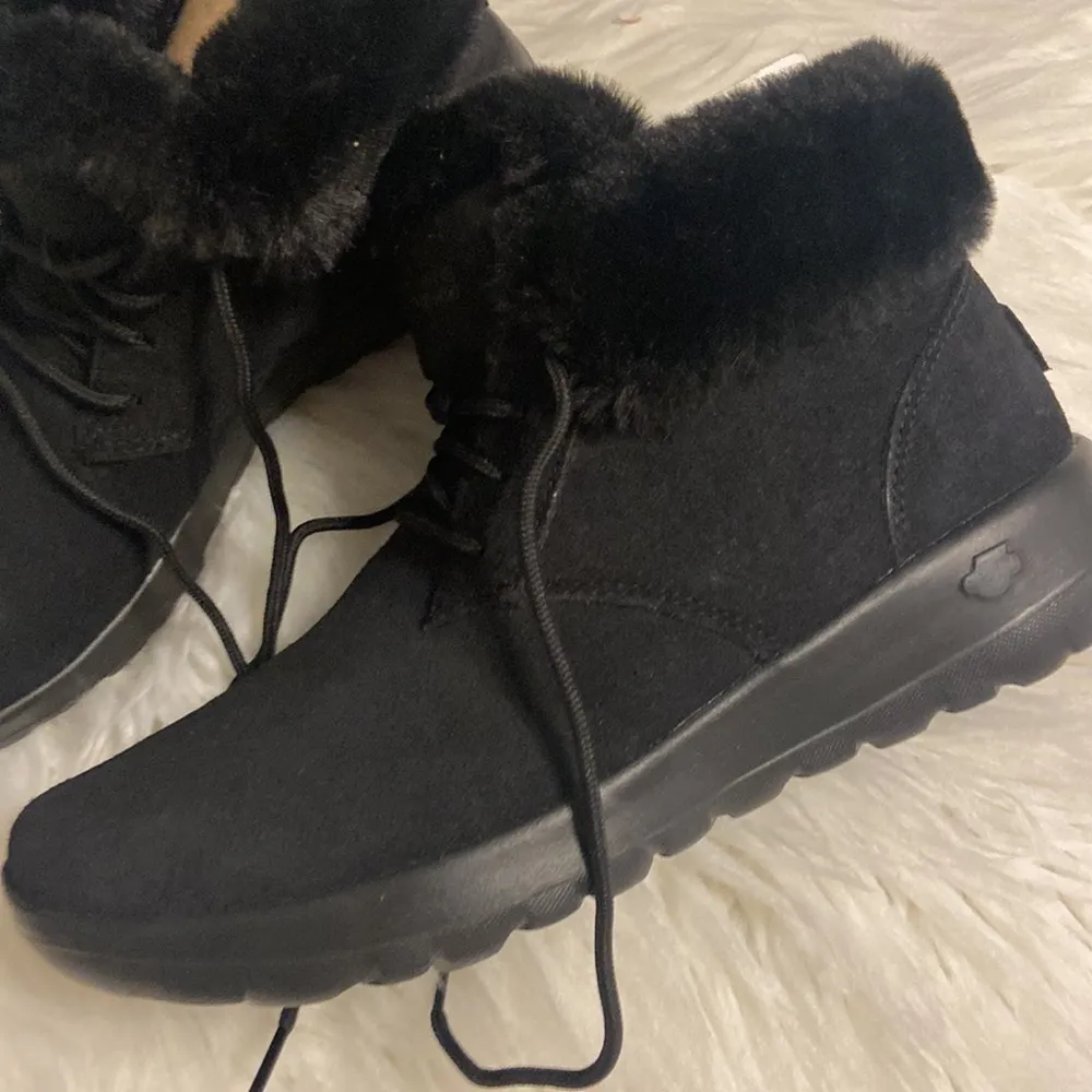 Skechers Women's Black Fur-Lined Boots size 7 brand new see all photos - Image 2