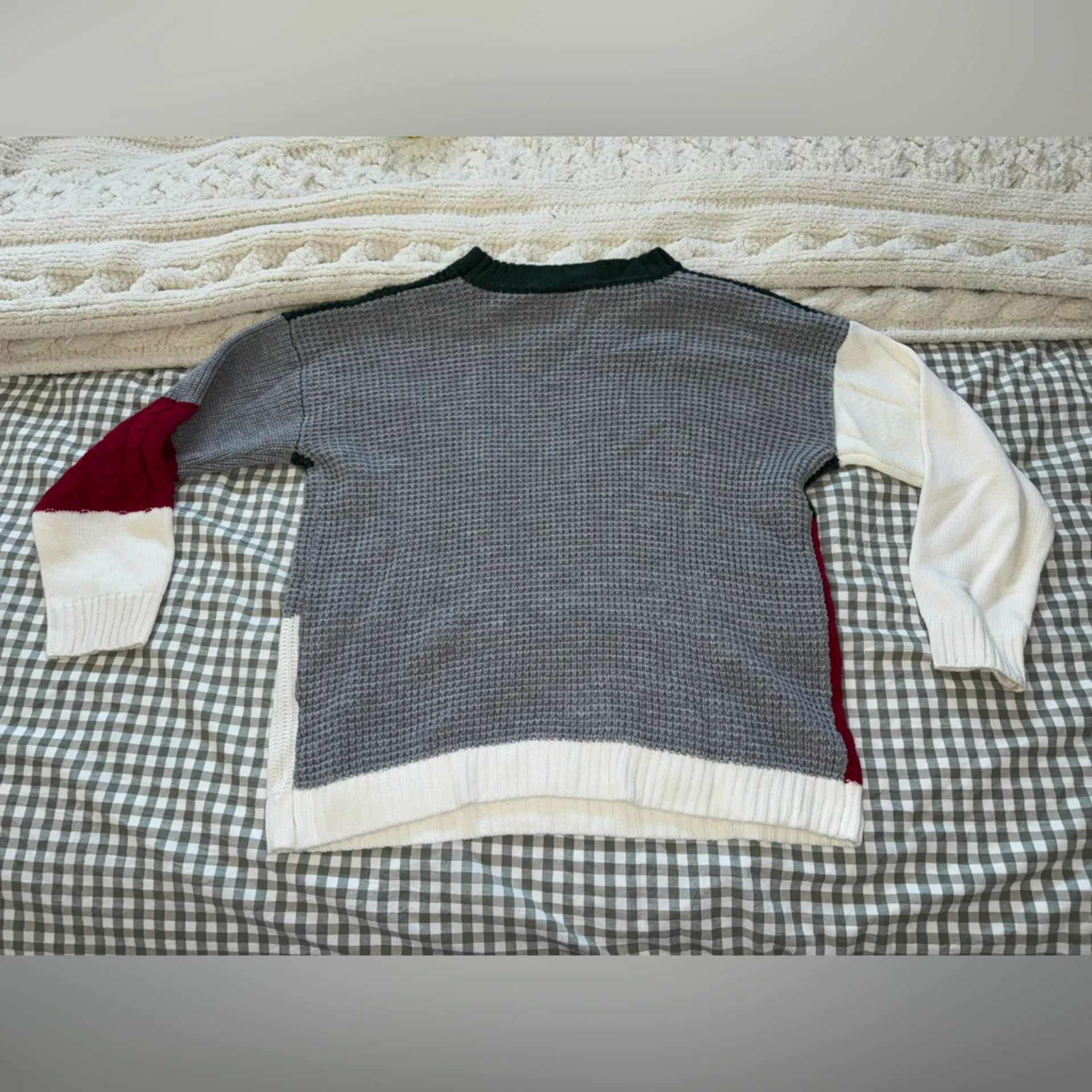 Hudson Gray Colorblock Women's Sweater - Image 3