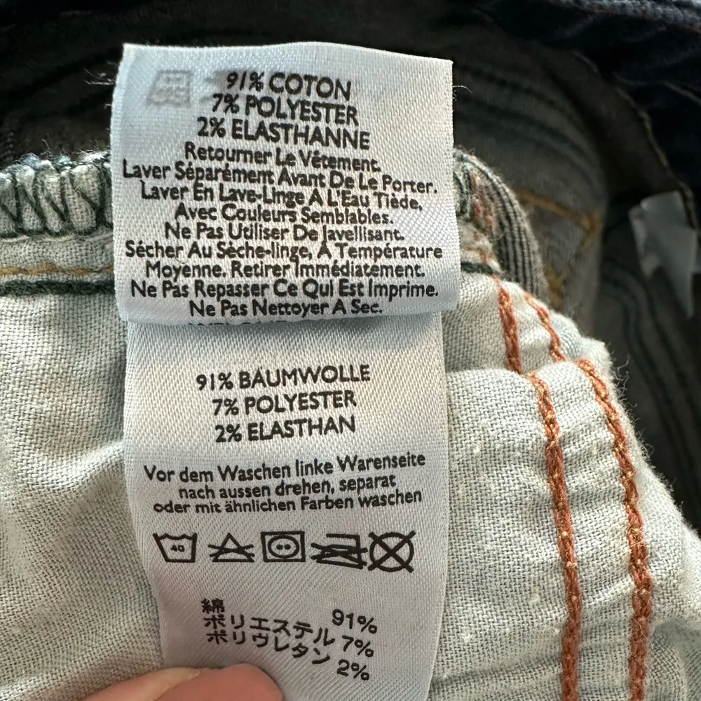 Eddie Bauer Slightly Curvy, Boot Cut Jeans, Size 12S - Image 11