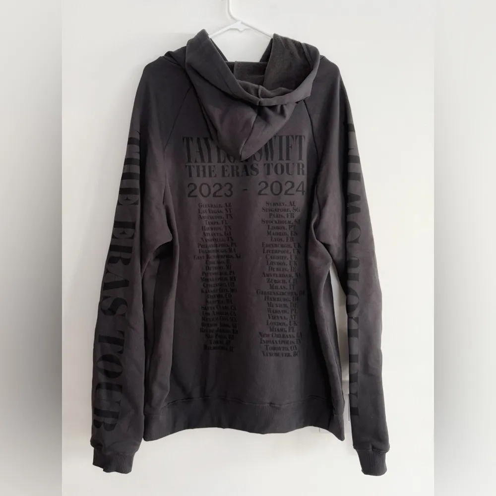 Taylor Swift Eras Tour Hoodie Sweatshirt Large NEW - Image 3