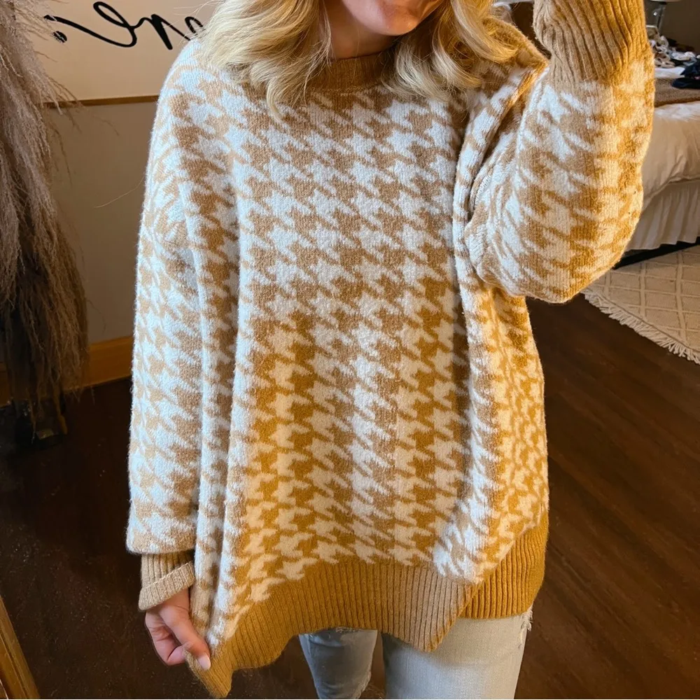 Ava & Viv Houndstooth Sweater - Image 2