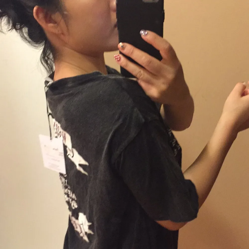 Somedays Loving- World Tour Tee. S - Image 6