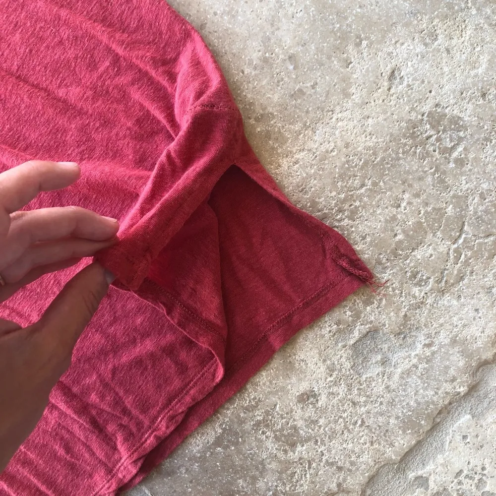 Free People Red Cotton Tee Split Hem Sz Medium - Image 3