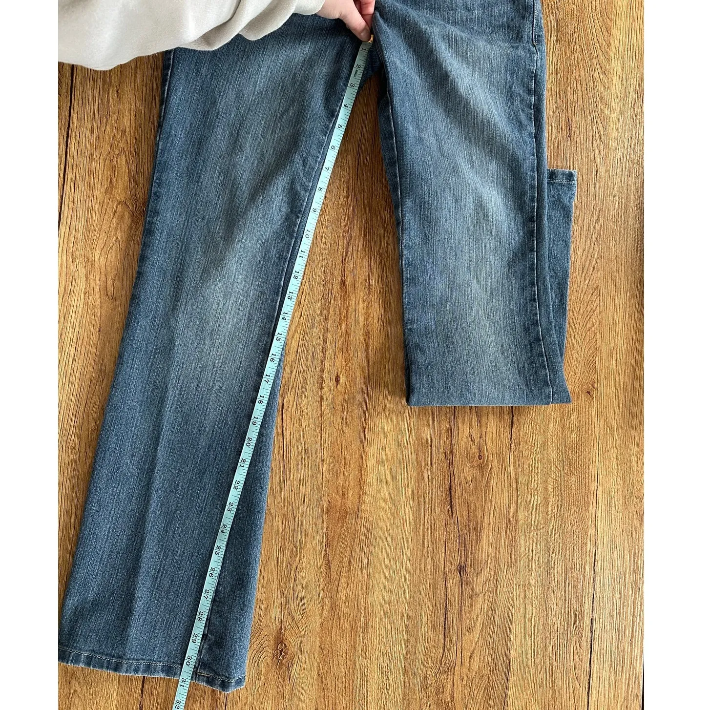 Vtg So Medium Wash Low Rise Jeans Size 9 - Image 6