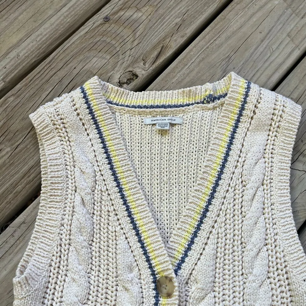 American Eagle Women's Beige Button Front Sweater Vest Size XS - Image 4