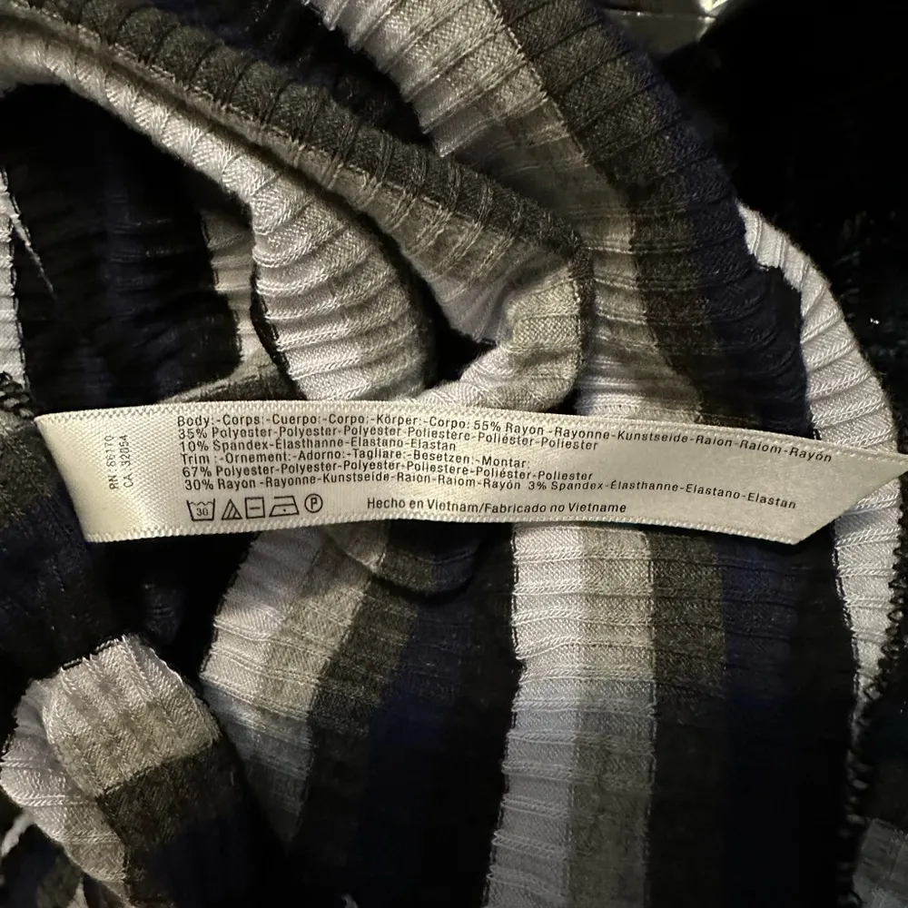 Free People good on you 3/4 sleeve shirt top size S - Image 5