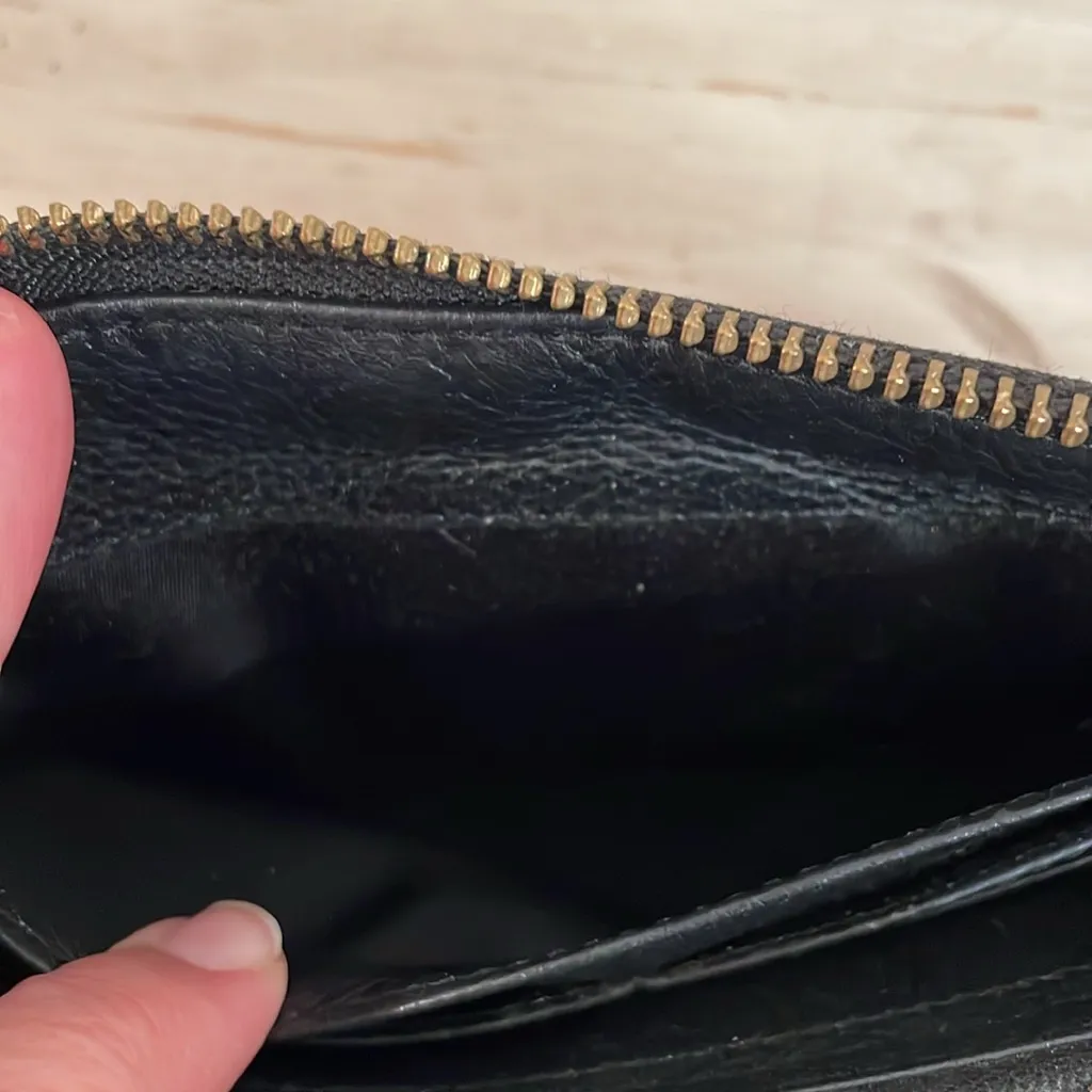 Tory Burch Zippy Wallet - Image 9