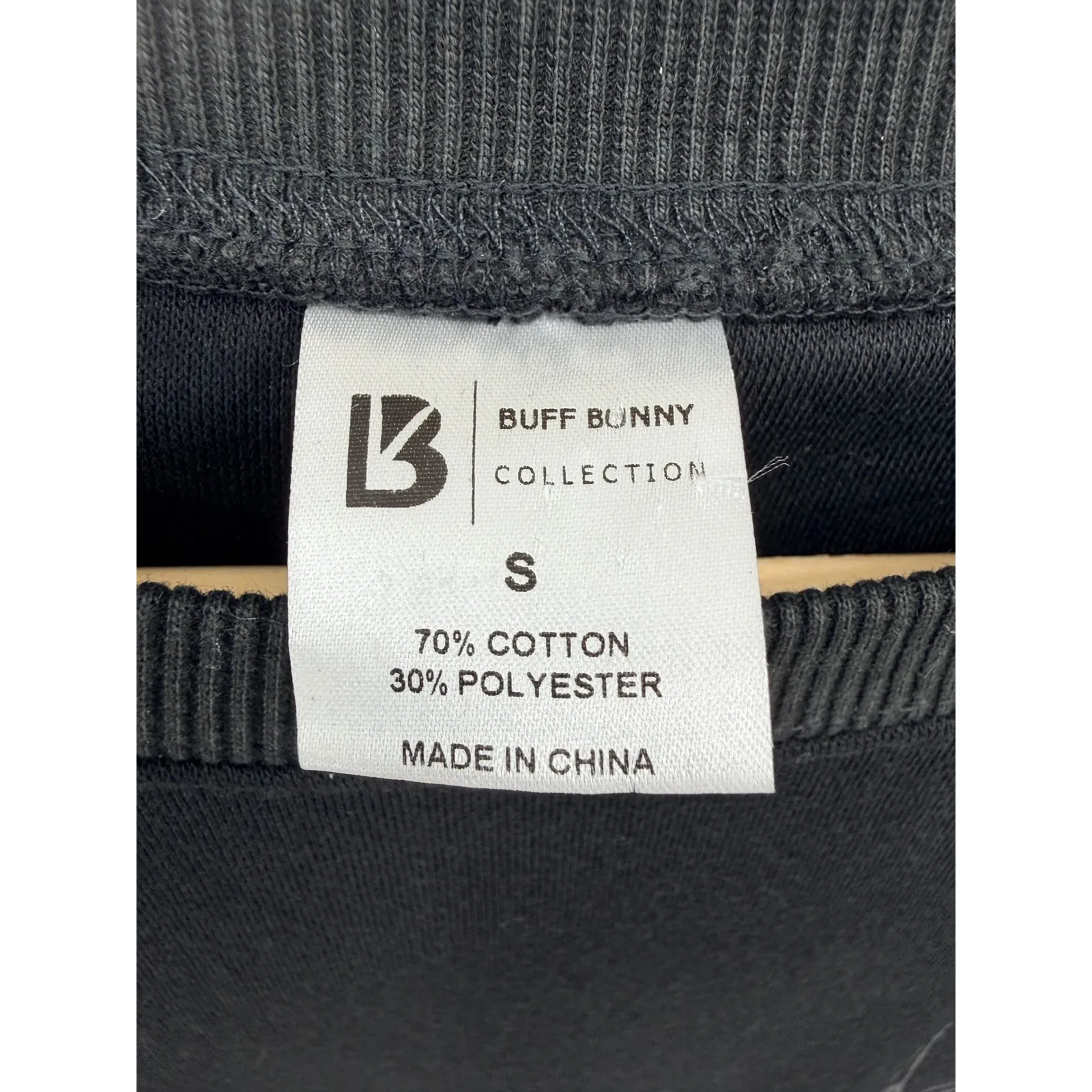 Buff Bunny Beast Collection Black Dragon Graphic Crewneck Sweatshirt Size S - Image 2