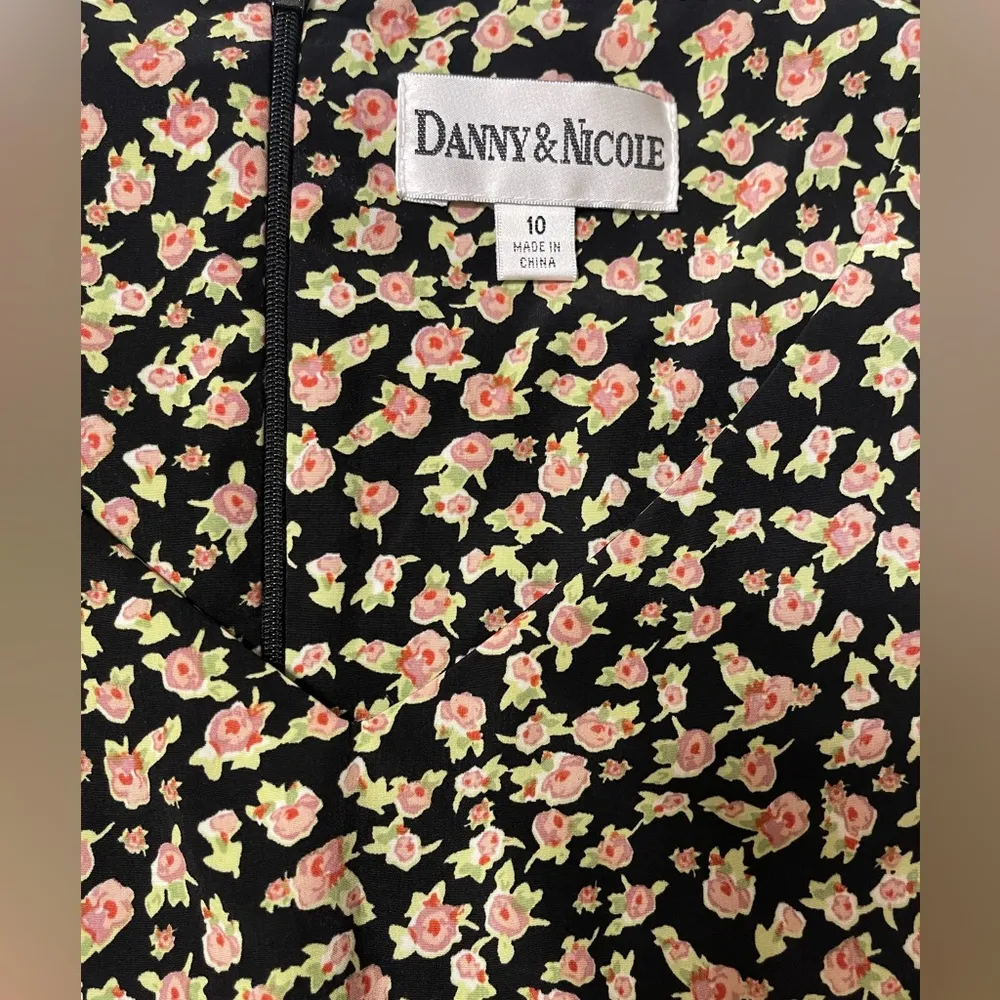 Danny & Nicole dress. Size 10 - Image 3