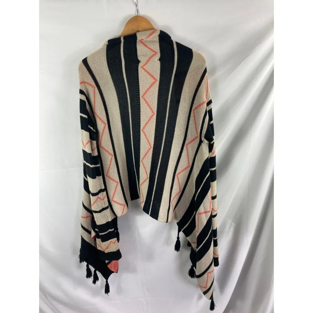 BB Dakota Aztek Print Knit Tassel Cardigan Sweater Size Small - Image 5