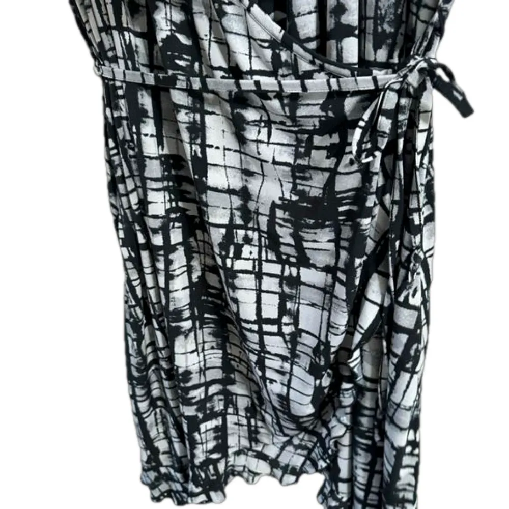 APT.9 Wrap Dress - Image 2