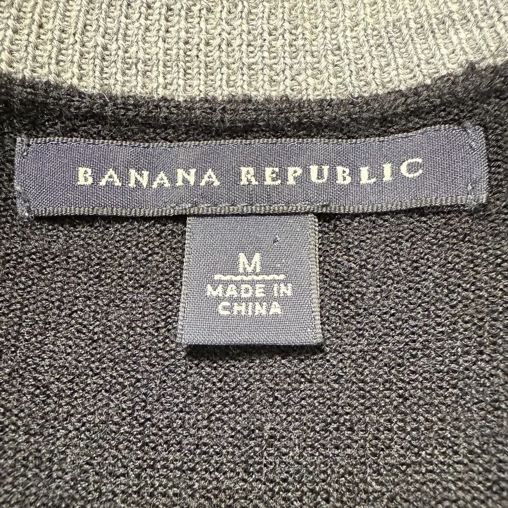 Y2K Banana Republic M Boyfriend‎ Cardigan Sweater 100% Merino Wool Academia - Image 7