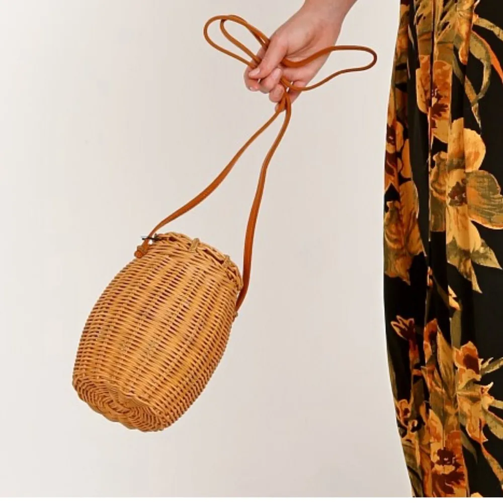 Faithfull the Brand Vida Bag Natural Woven wicker Tan Honeycomb Basket Bag NEW - Image 10