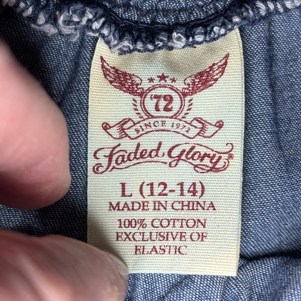 Faded Glory Denim Blue Chambray Off-Shoulder Blouse, Size Large (12-14) - Image 3