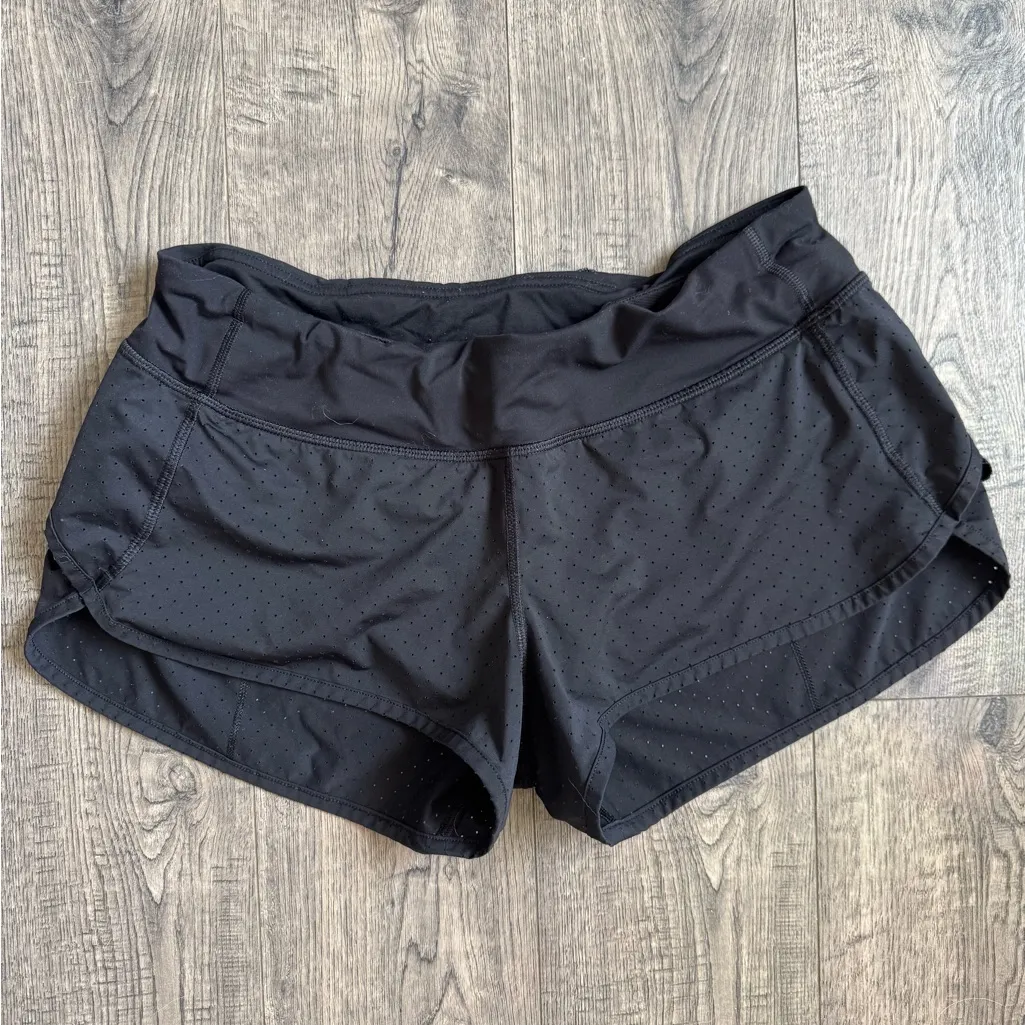 Lululemon Speed Short (Perforated 2.5")- Black- Size 8 - Image 5