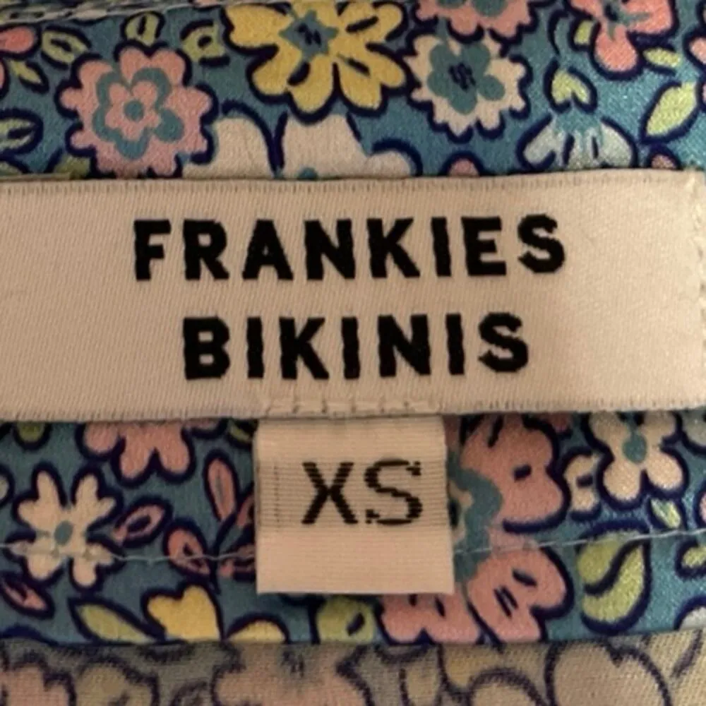 Frankies Bikinis Blue Lace Silk Satin Floral Print Mini Casual Pencil Skirt XS - Image 4