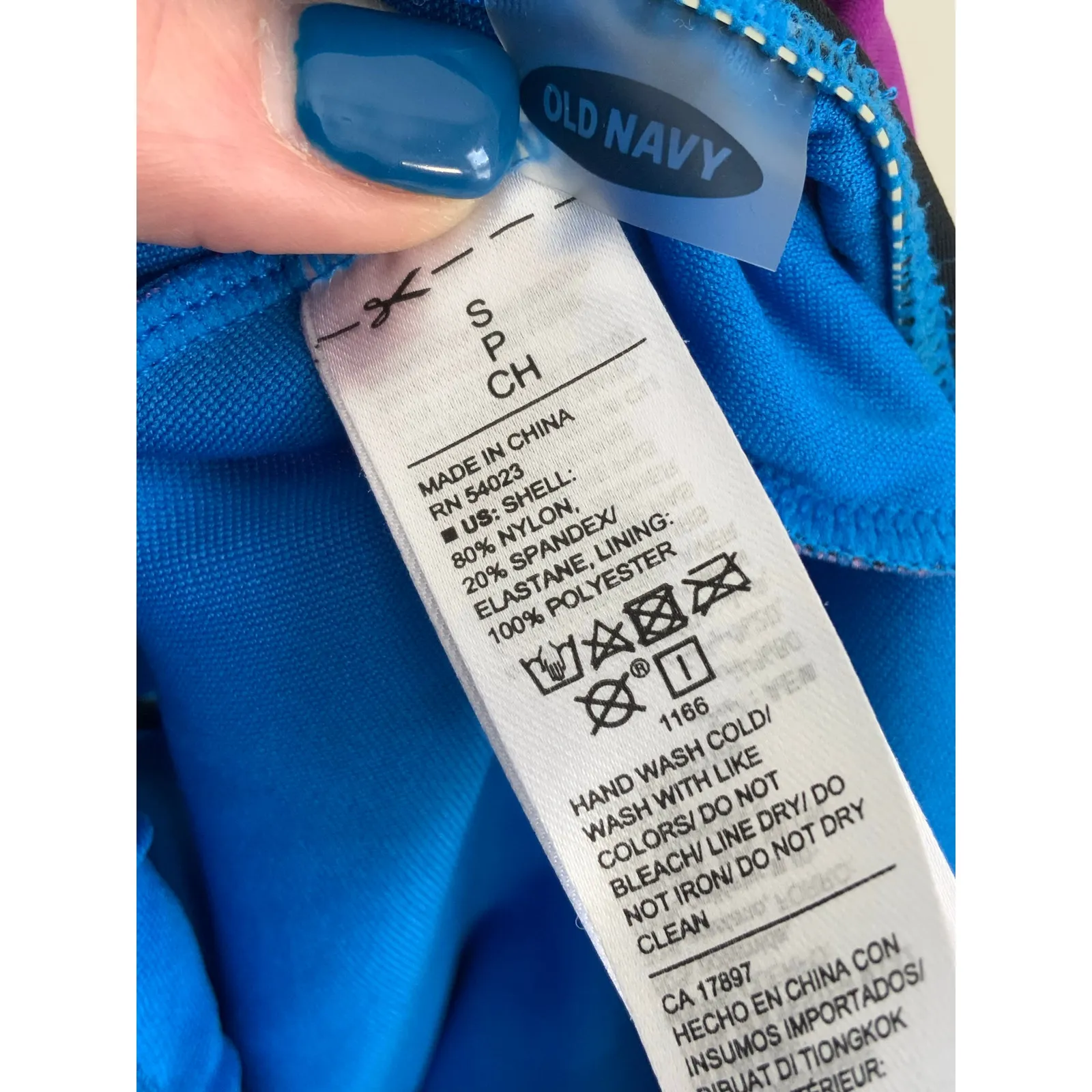 Old Navy One Piece Swimsuit women's‎ small - Image 2