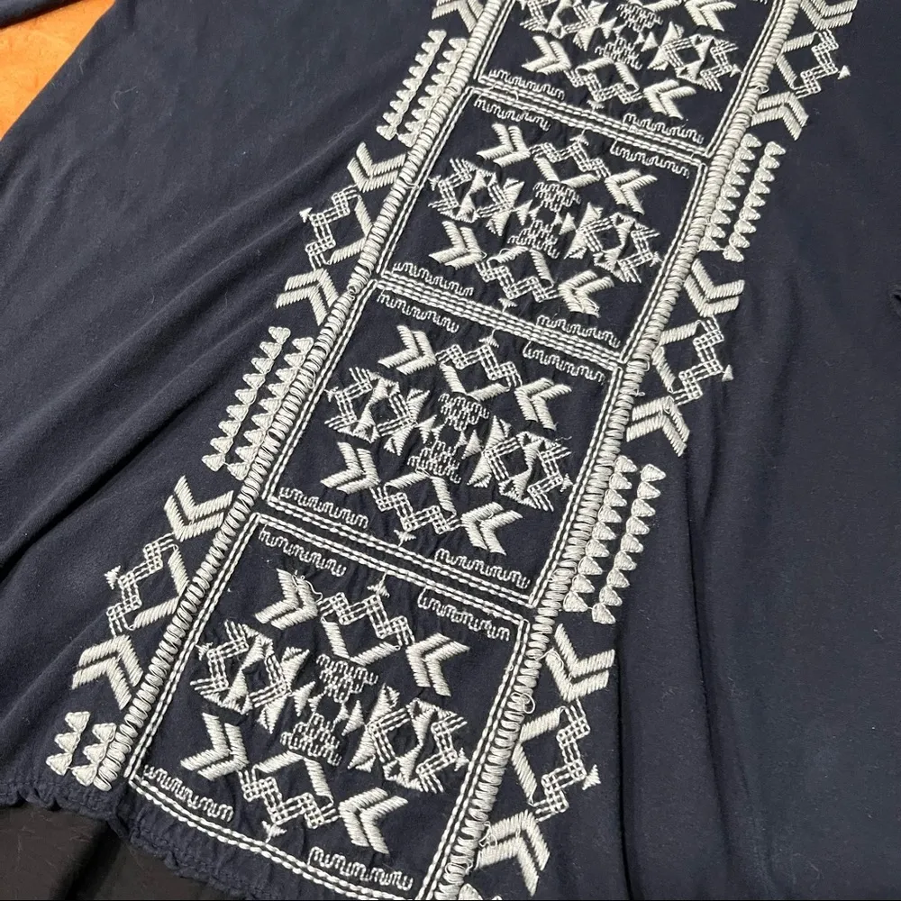 Johnny Was Embroidered Tunic Top small bohemian black white - Image 4