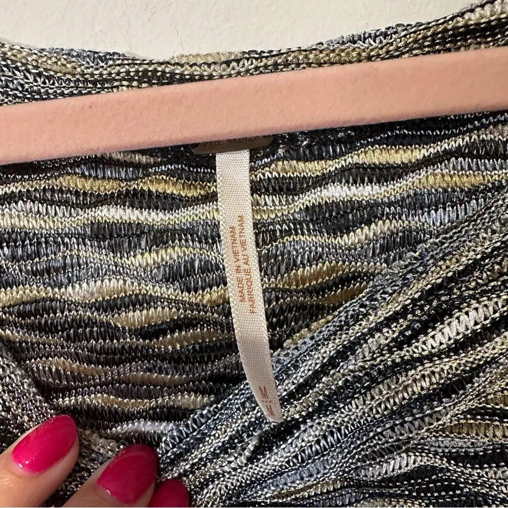 free people crop top size medium - Image 2