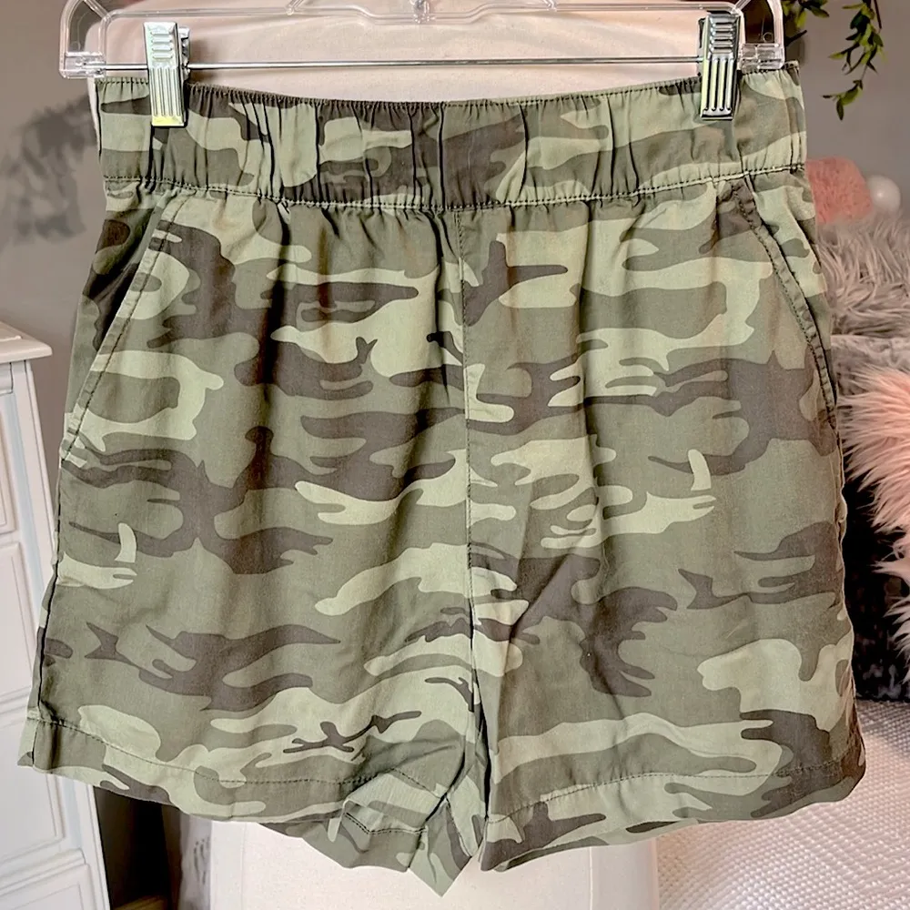 Shorts Camo High Waist Sanctuary New Elastic Waist Womens Small Social Small - Image 3