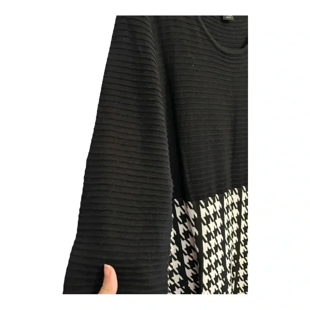 Midnight Velvet Houndstooth Knit Fit & Flare Midi Long Sleeve Dress // Size 1x Black - Image 4