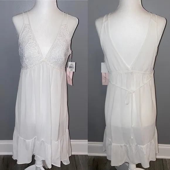 NWT LINEA Donatella nightgown size S - Image 2