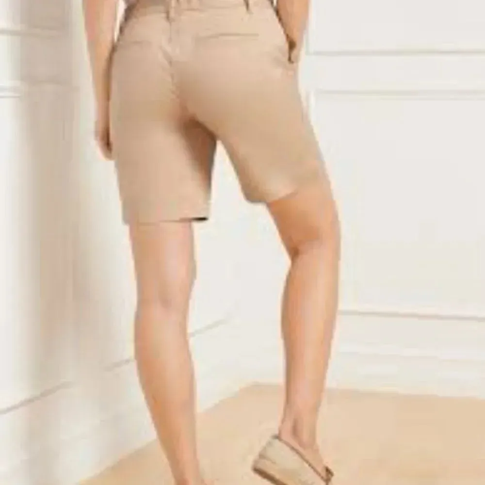 Talbots Relaxed Chino Shorts 6" Size 2P‎ - Image 2